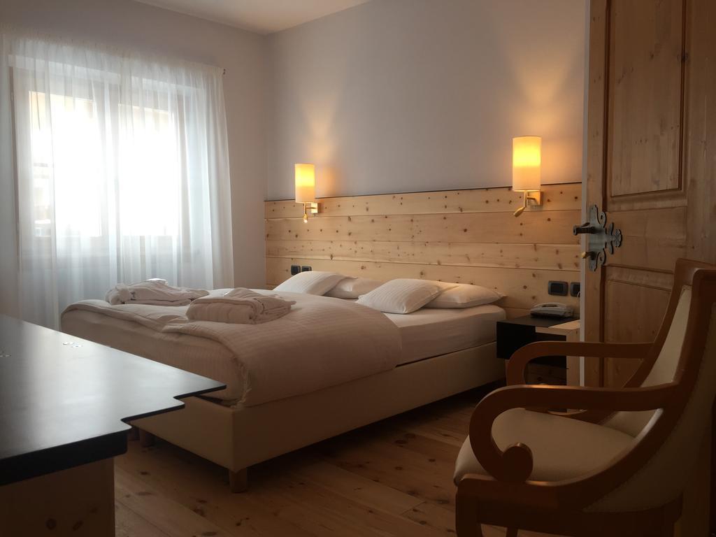 Chalet Laura Lodge Hotel Madonna Habitación foto